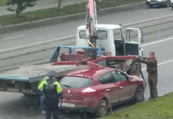 Из-за приезда Путина в центре Ижевска эвакуировали припаркованные автомобили