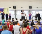 Александр Карелин провел мастер-класс для юных борцов в Глазове